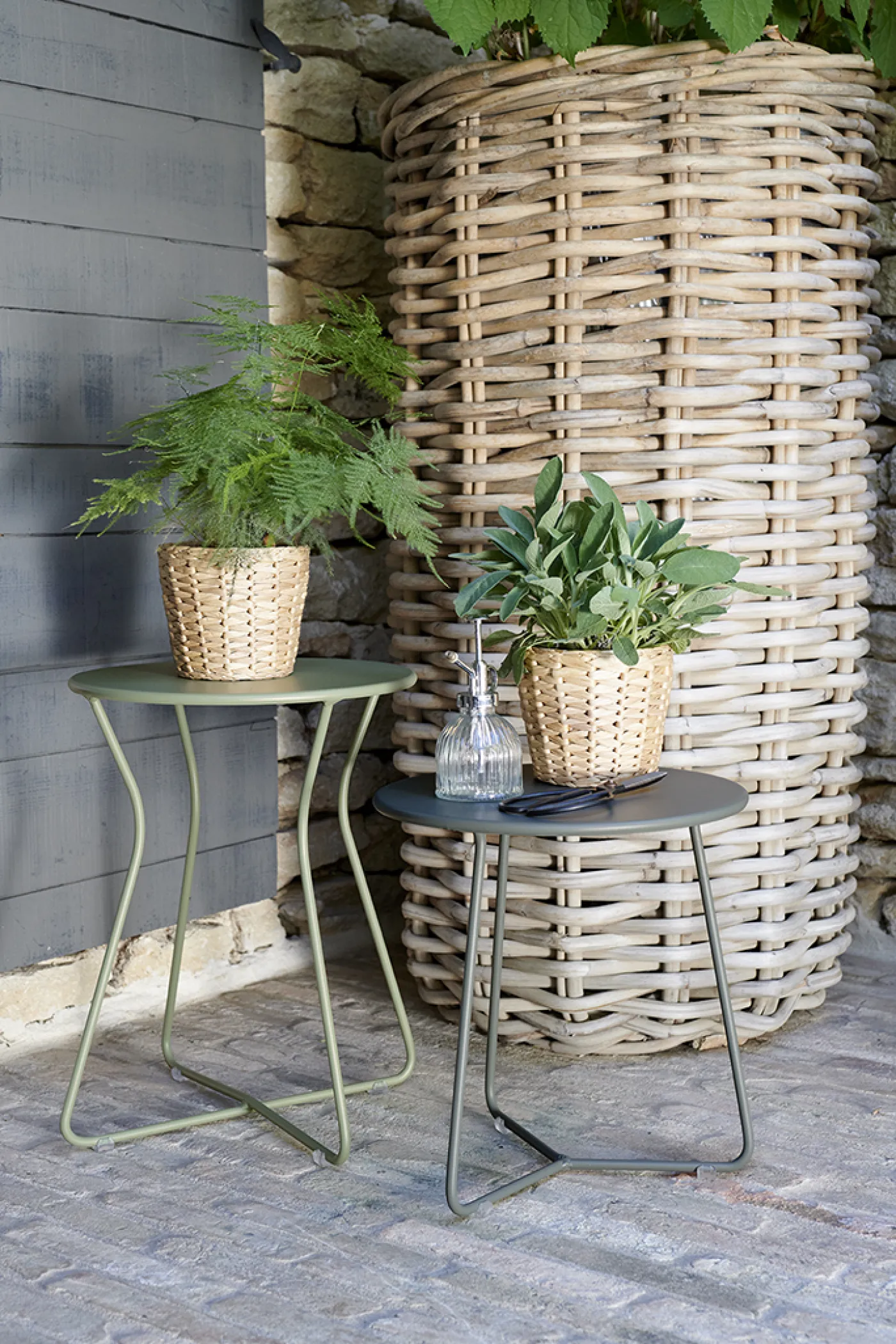 FERMOB Beistelltisch Outdoor COCOTTE