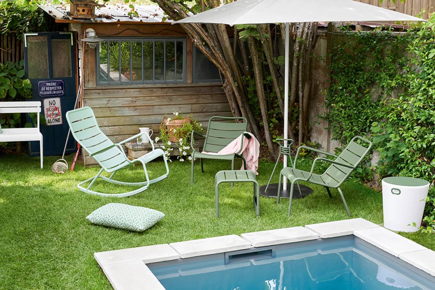 FERMOB Schaukelstuhl Outdoor LUXEMBOURG