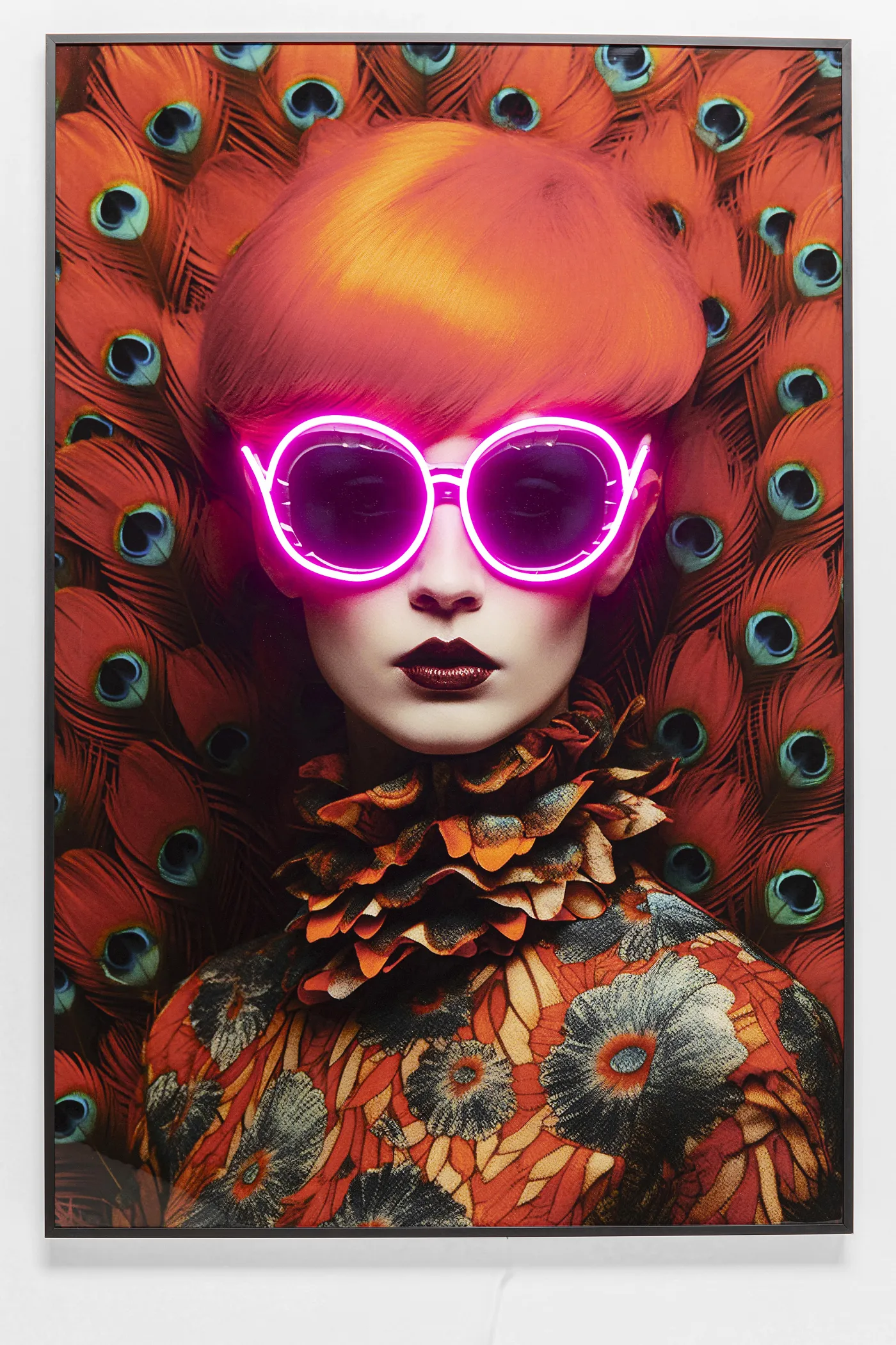 KARE LED-Bild FANCY RED LADY