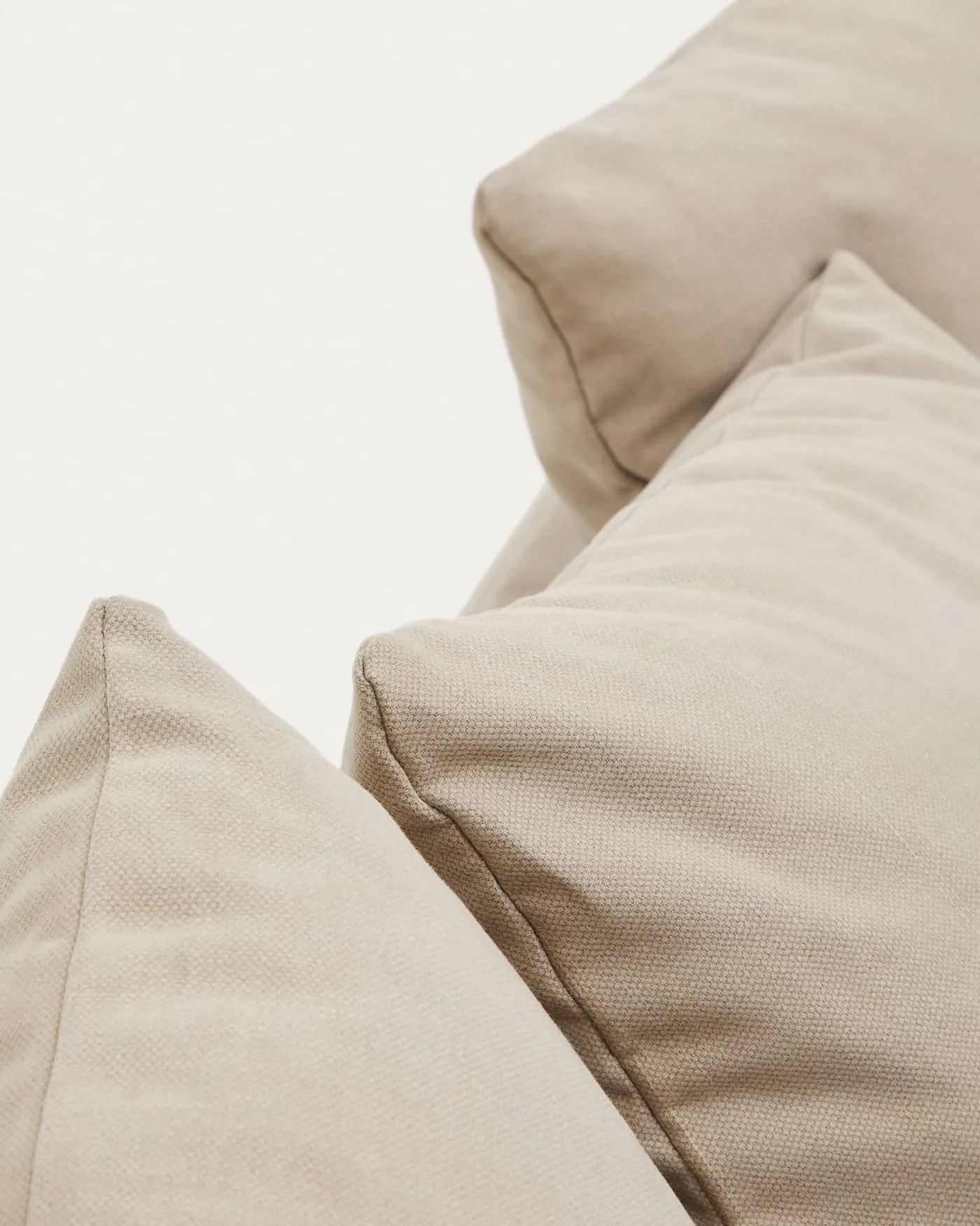 KAVE HOME Sofa NORA